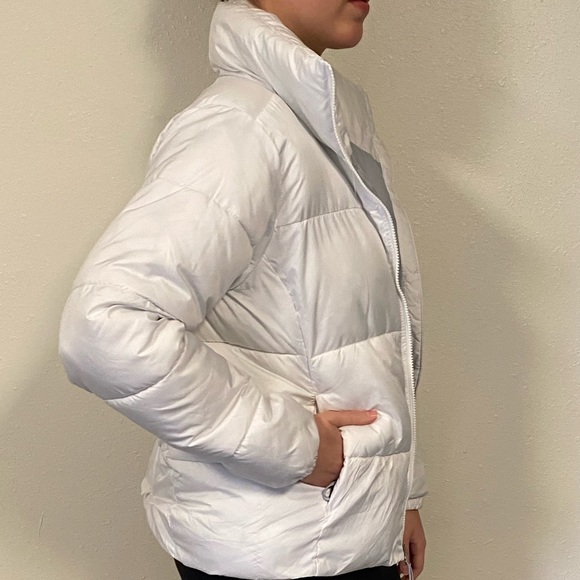 Columbia White Puffer Jacket - Picture 3 of 9